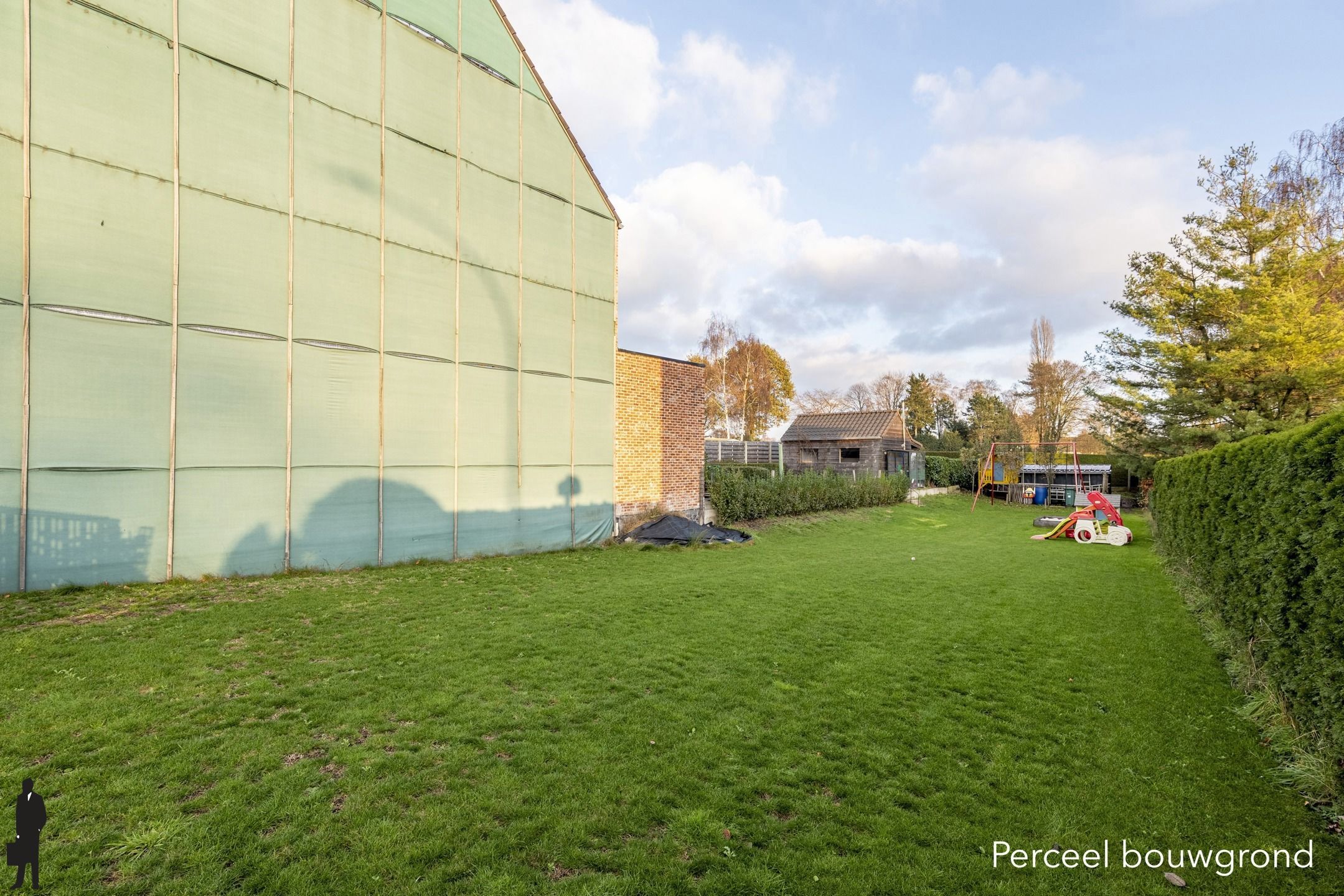 Recente, instapklare HOB-woning met 3 à 4 slpk. en bouwgrond foto 24