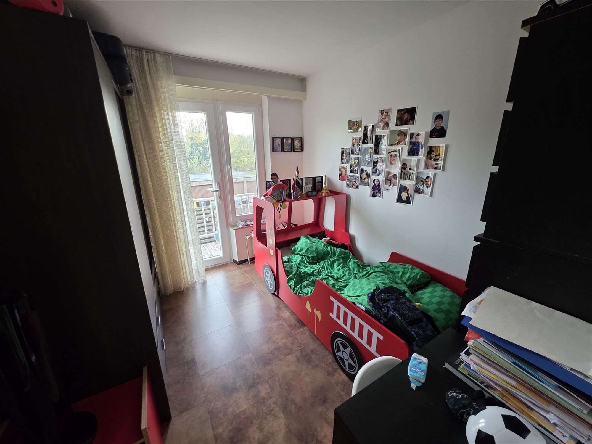 Lichtrijk appartement met 2 slaapkamers, terras en garagebox foto 12