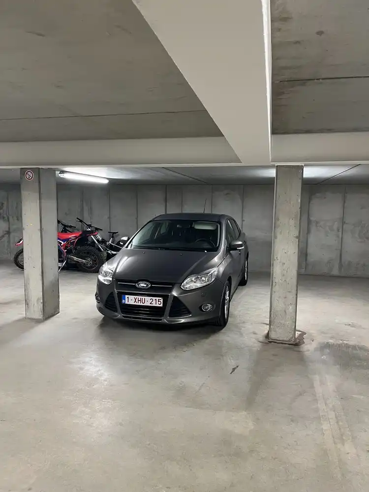 Modern gelijkvloers 1 slaapkamer appartement met ruim terras en ondergrondse parking in As! foto 15