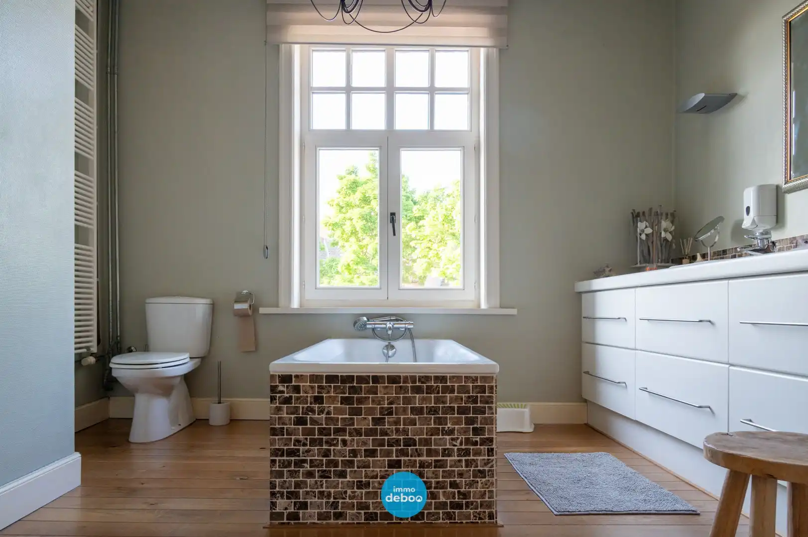 Uitzonderlijk ruime polyvalente woning met zuidgerichte tuin foto 17