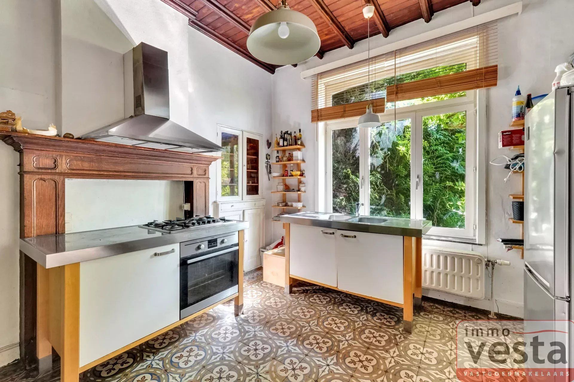 Statige herenwoning aan de stadsrand foto 12