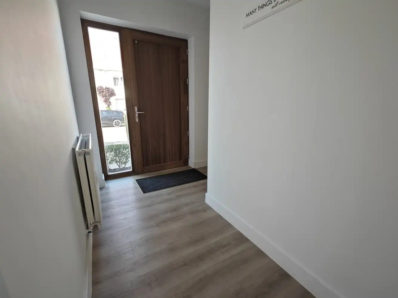 Volledig gerenoveerde stadswoning met 3 slpks en voll. aangelegde tuin foto 11