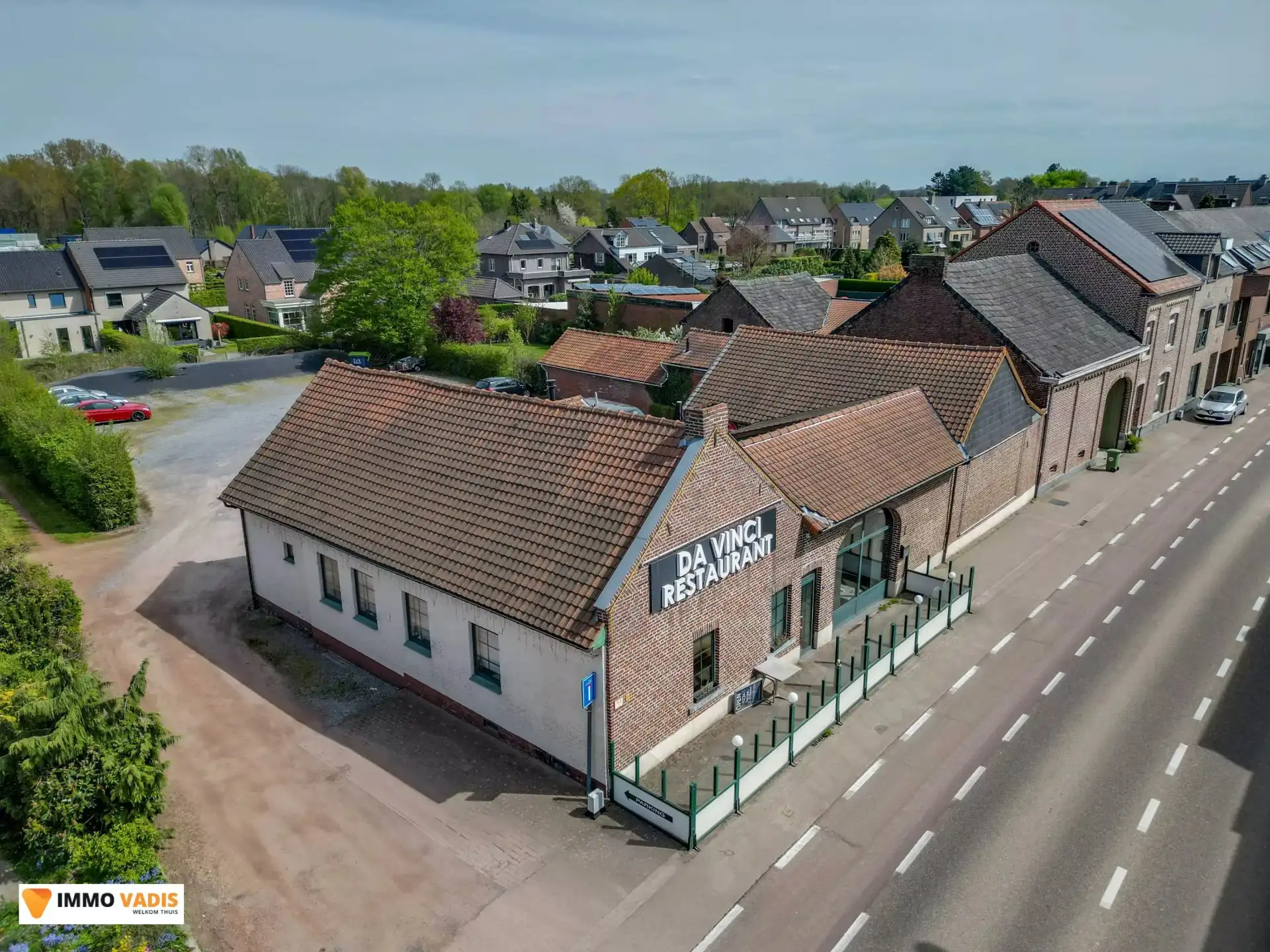 Handelshuis met commerciële topligging in Bilzen foto {{pictureIndex}}