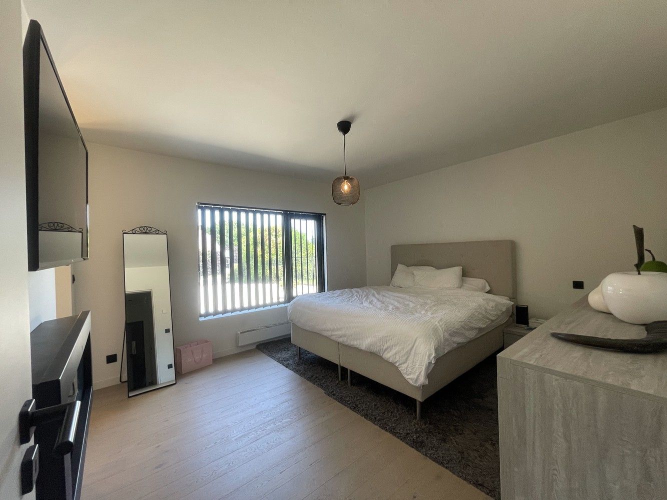 Smaakvol gerenoveerde villa met zwembad en poolhouse foto 16