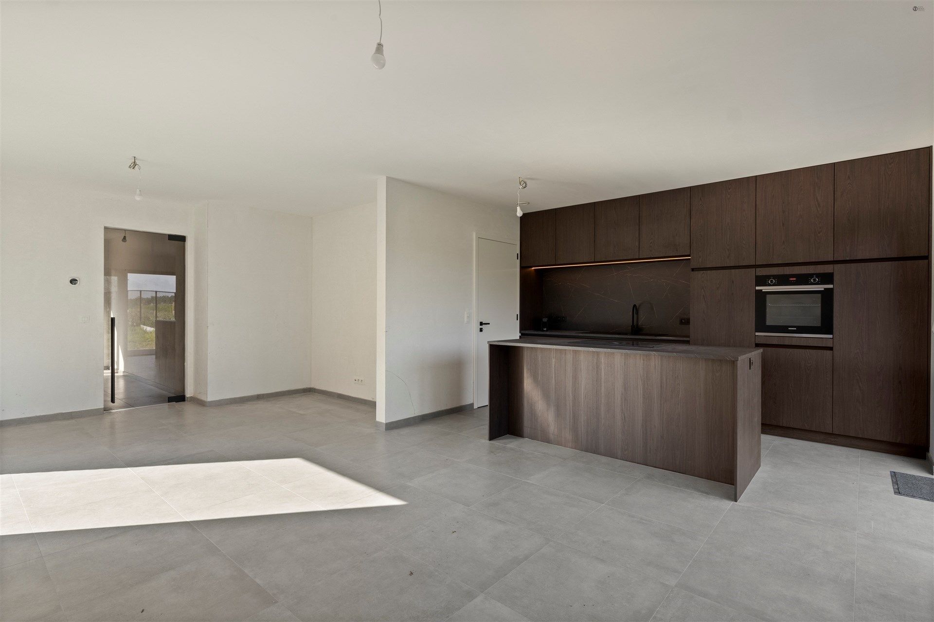 Half open bebouwing op 768m² lot 2 foto 7