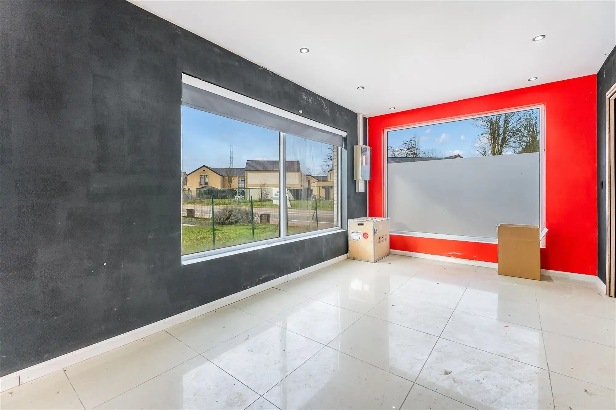 HANDELSHUIS MET RUIM HANDELSPAND EN 2 WOONENTITEITEN OP PERCEEL VAN 9A68CA TE KOERSEL foto 8