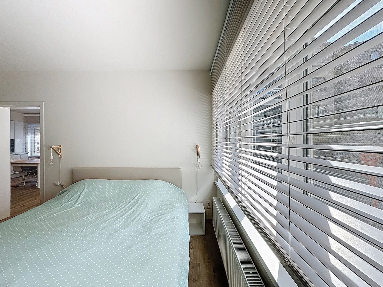 Volledig gemeubeld eigentijds appartement op een boogscheut van de Zeedijk. foto 15