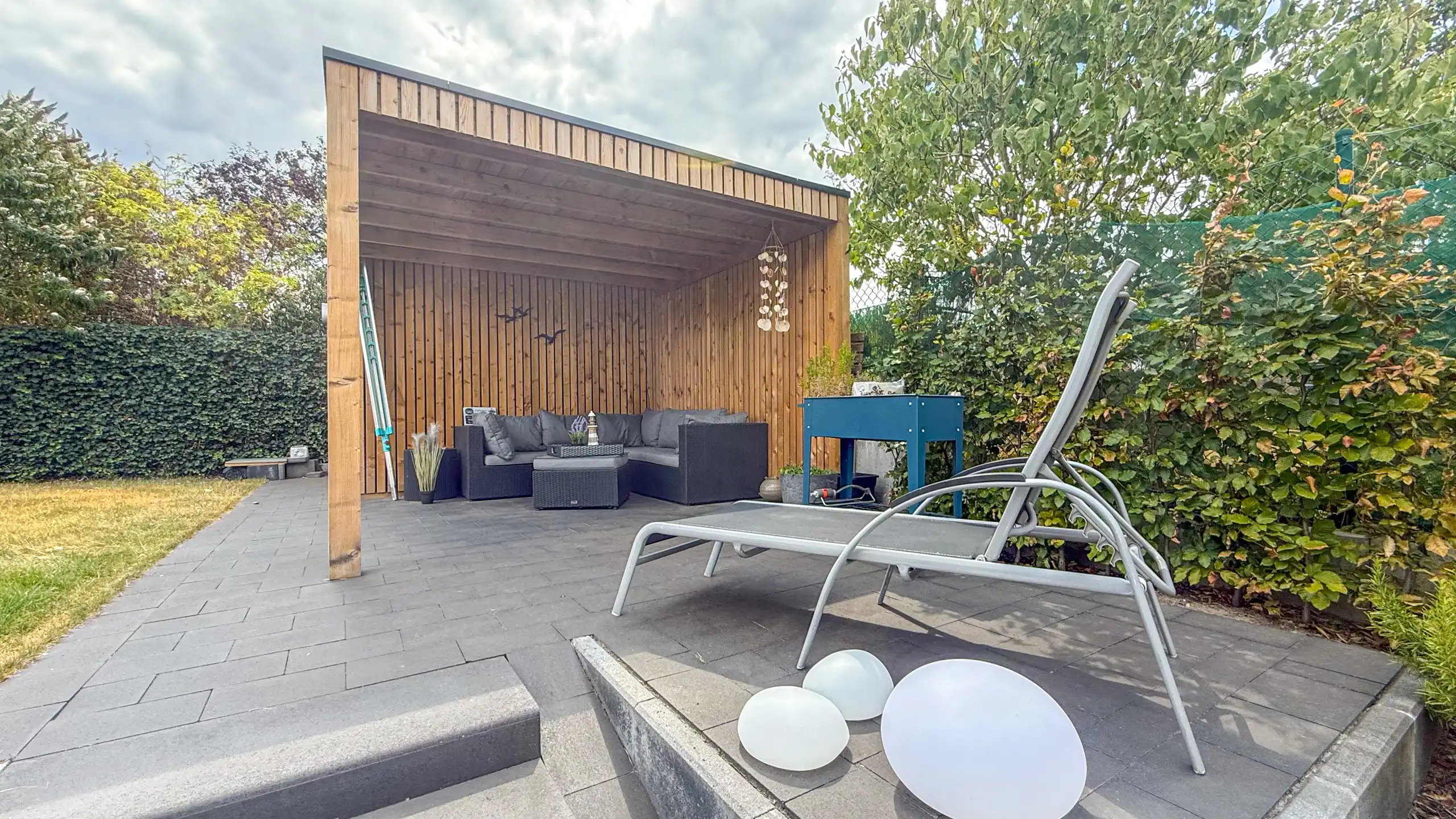 Moderne halfopen woning met 3 slpks en tuin! foto 48