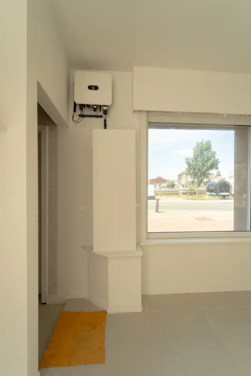 Gerenoveerde lichtrijke hoekwoning aan het water foto 20