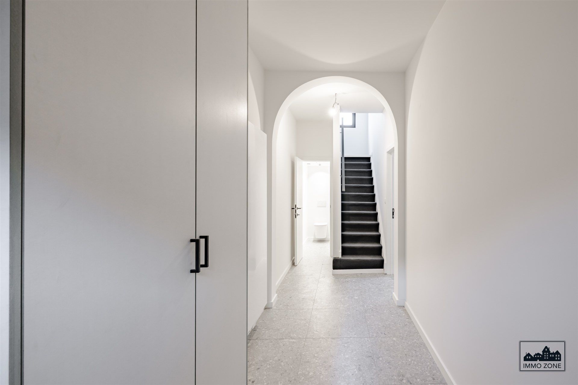 Recent & prachtig gerenoveerde woning in het landelijke Oudegem! foto 2