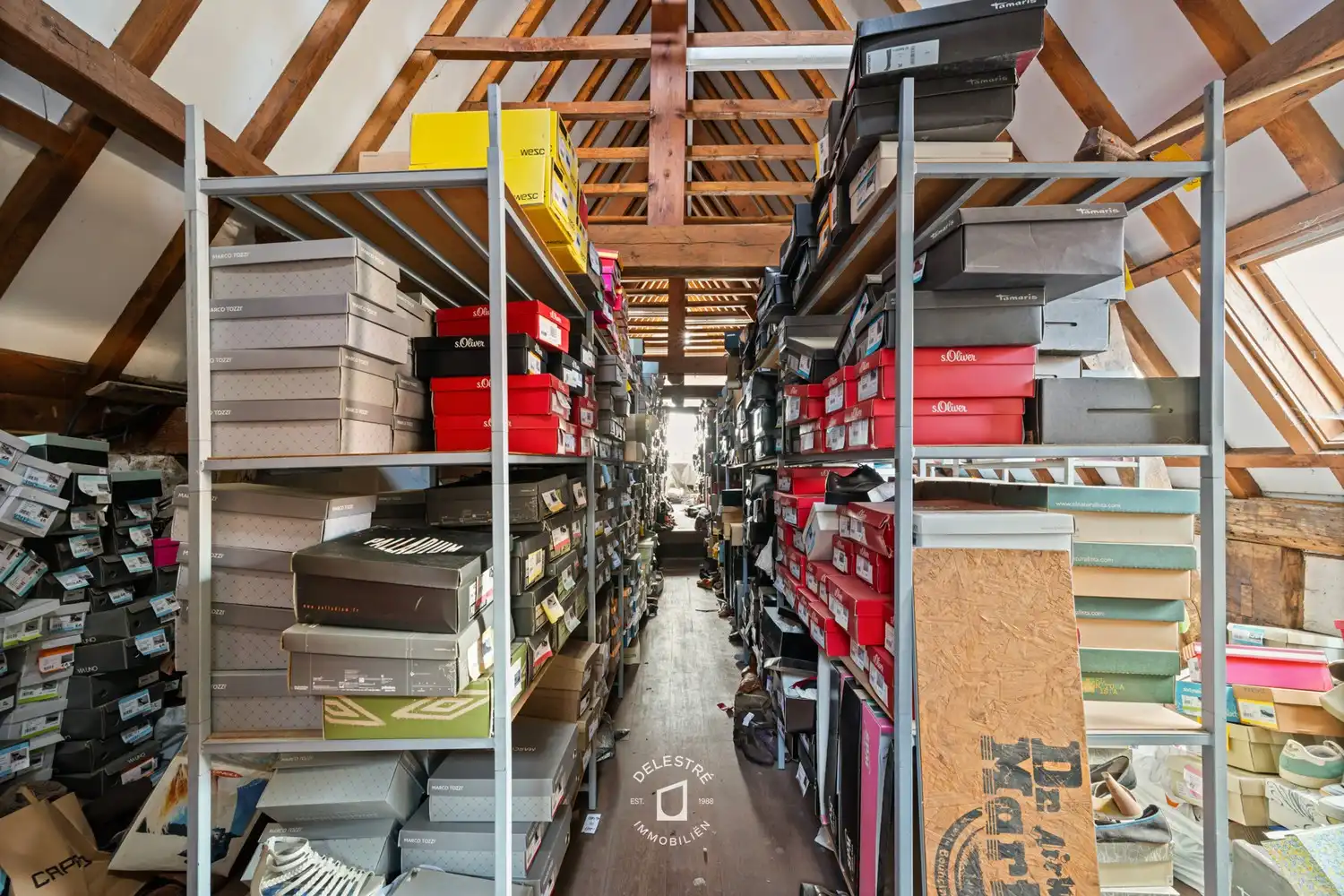 Karaktervol historisch pand te huur in hartje Aalst foto 16