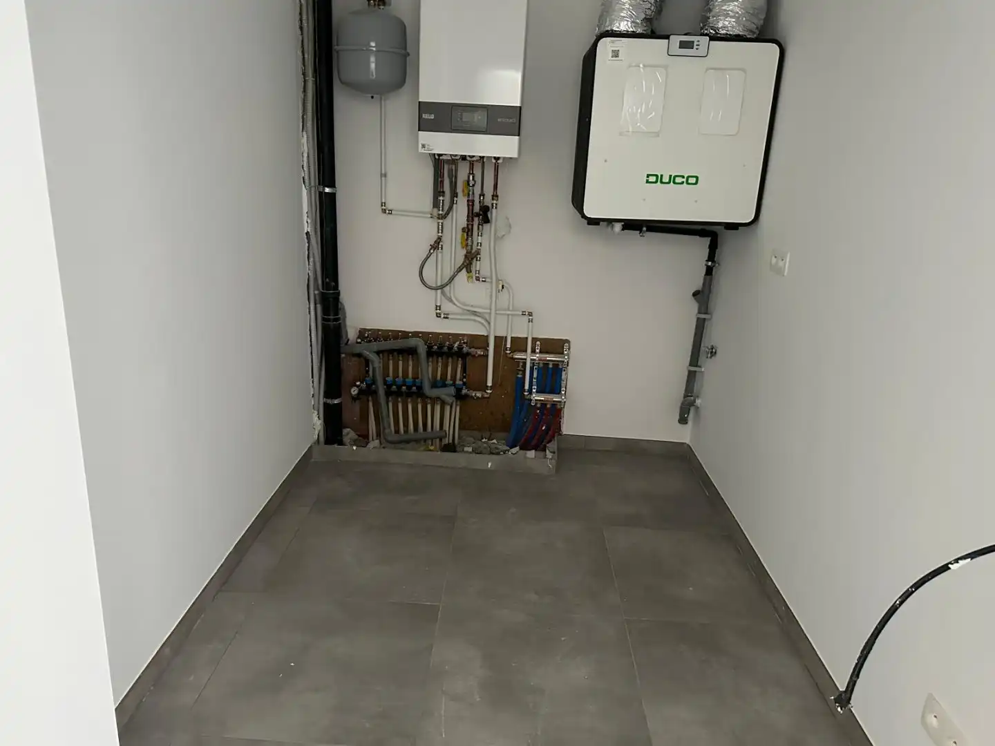 Appartement te huur op 2de verdiep met 2 slaapkamers foto 10