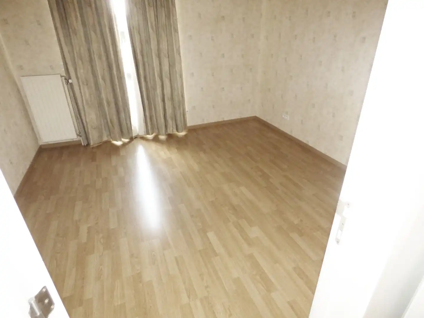 Appartement met 2 slaapkamers en groot terras in centrum Borgloon foto 8