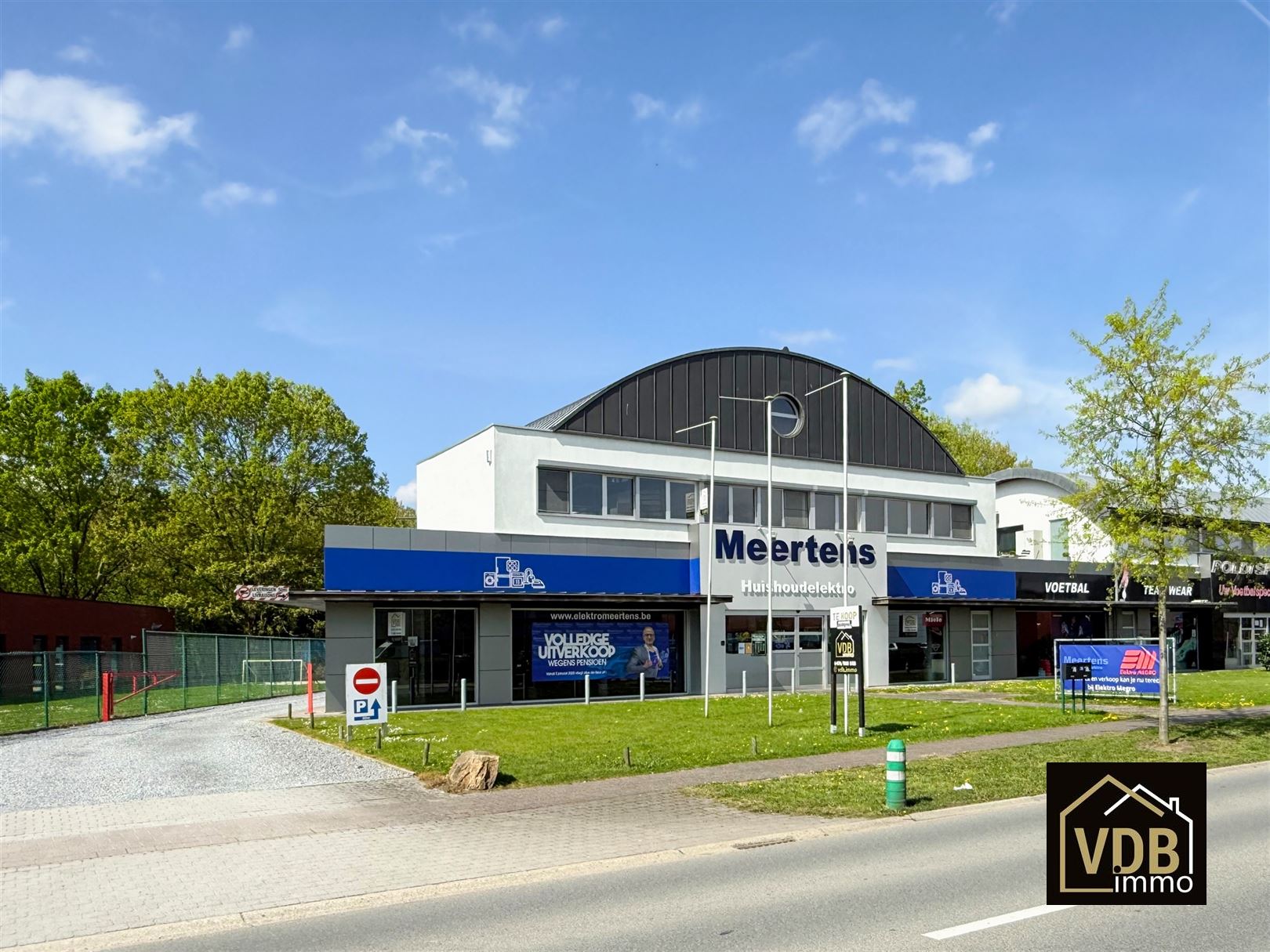 Commercieel pand op TOP locatie foto 53