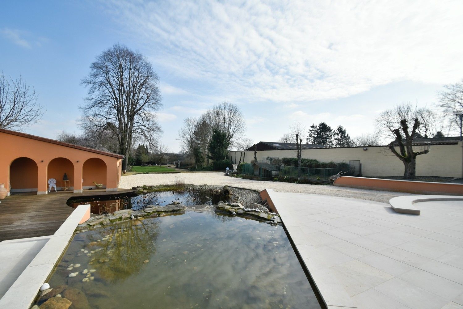 Exclusieve standingvolle villa met impressionante tuinkamer en riante terrassen op een parkdomein te Riemst foto 4