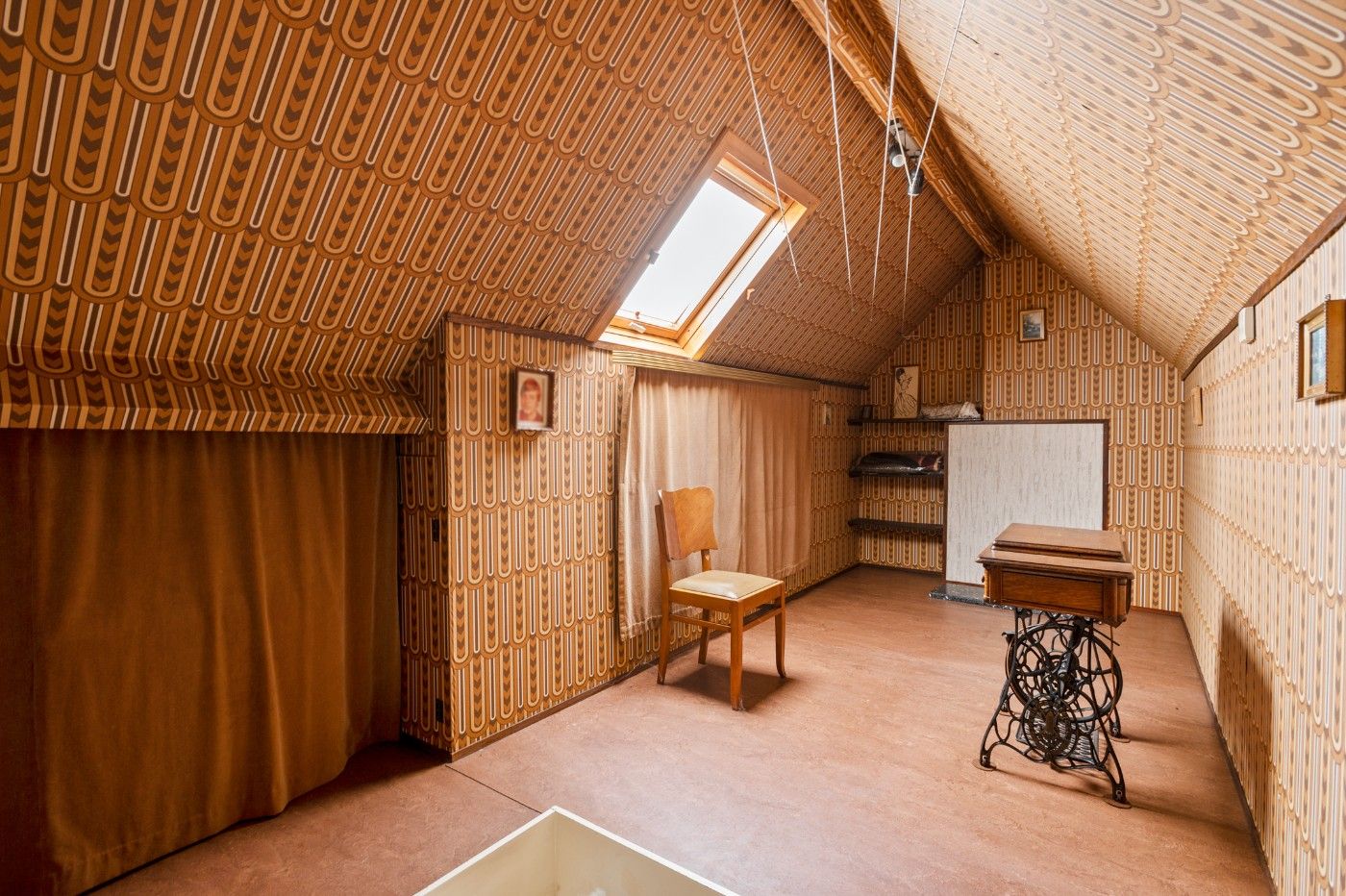 Top gelegen, grote woning met gigantische inpandige garage en diepe tuin in centrum Kapellen foto 26