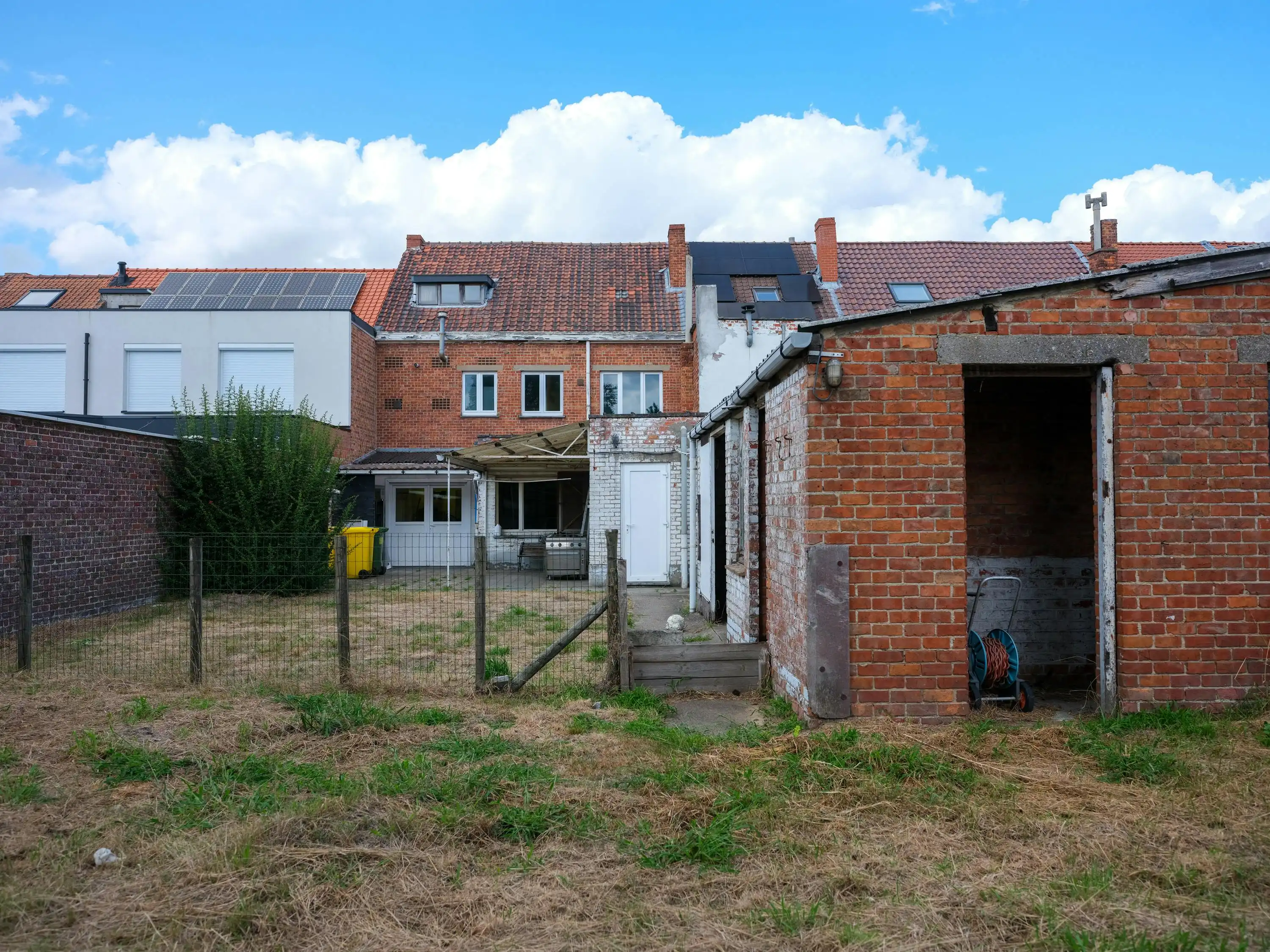 Huis te koop met veel potentieel en tuin te Wondelgem foto 20