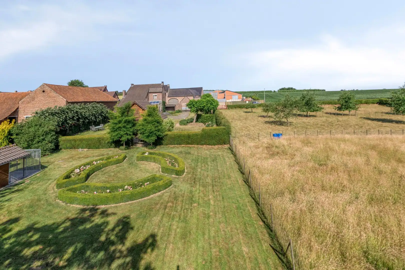Uitzonderlijke woning met prachtig vergezicht op perceel van 72 are foto 30
