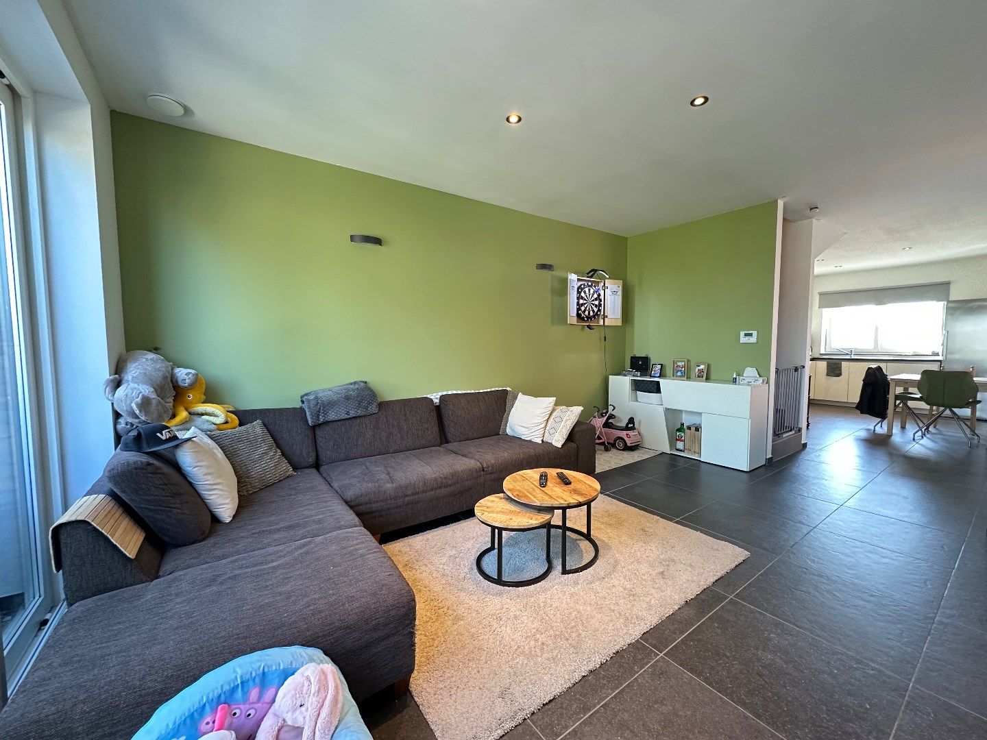 Nieuwbouwwoning met 3 slpkrs, 2x berging, zolder, carport en tuin te Tongeren foto 8