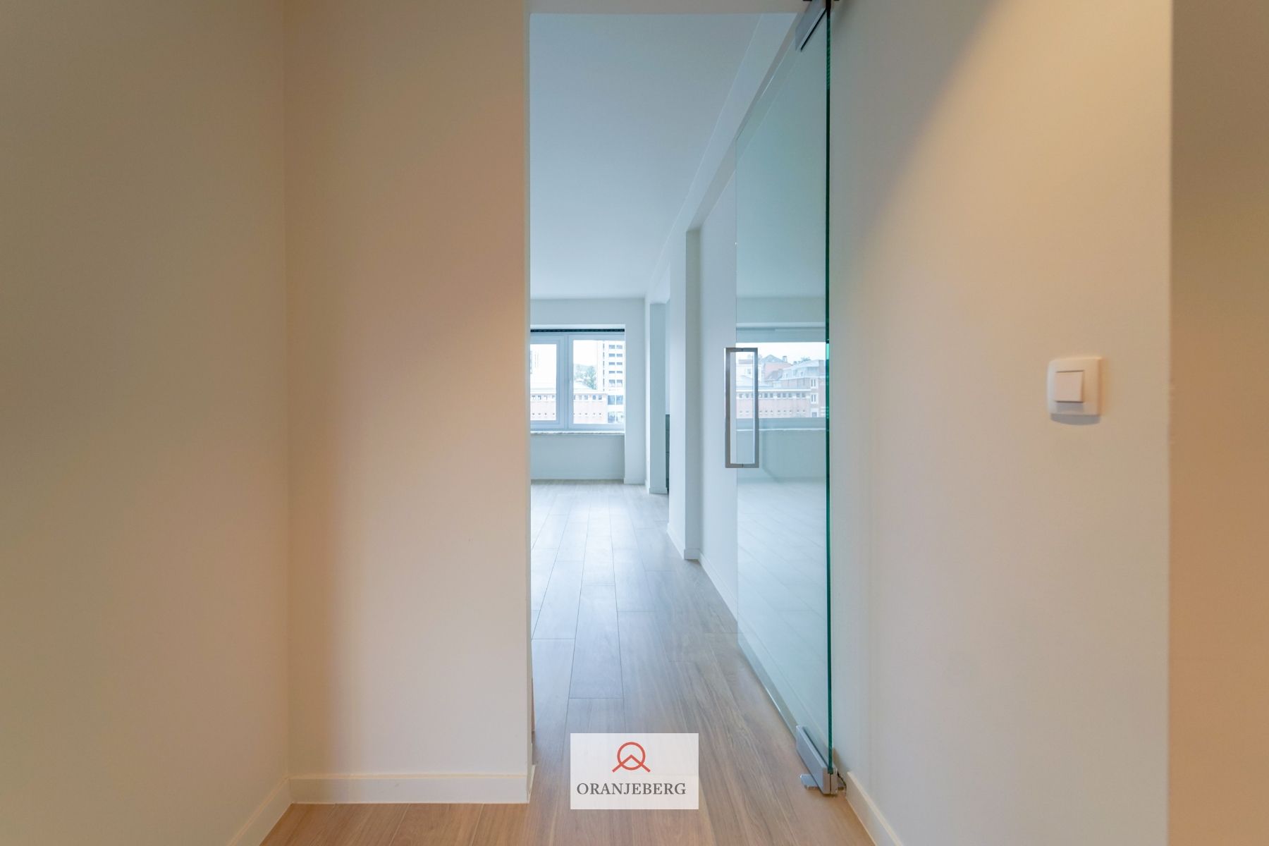 Appartement met prachtig zicht over de Portus Ganda foto 17