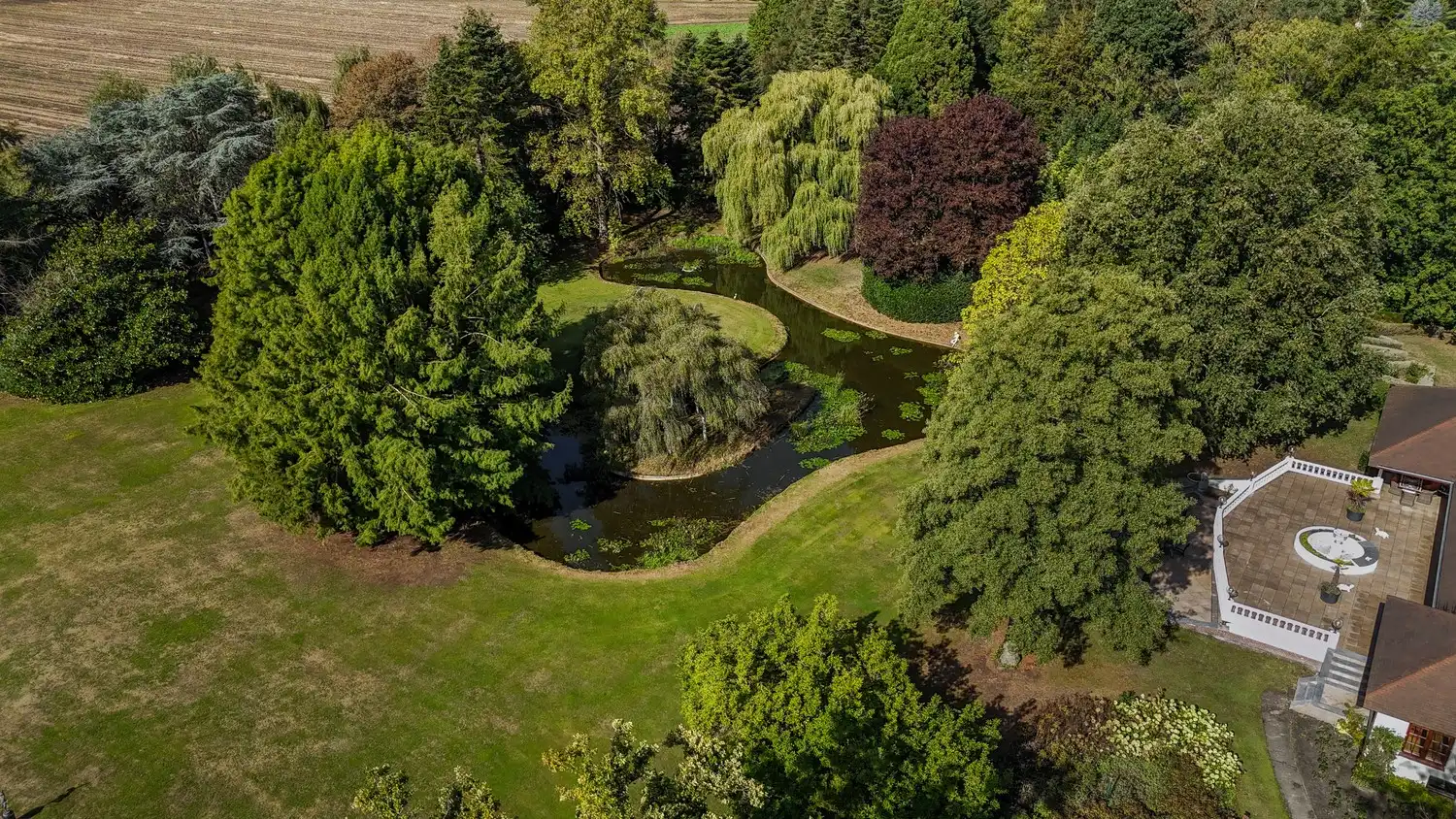 Prachtige villa op een uitzonderlijk domein van 20600m² foto 87