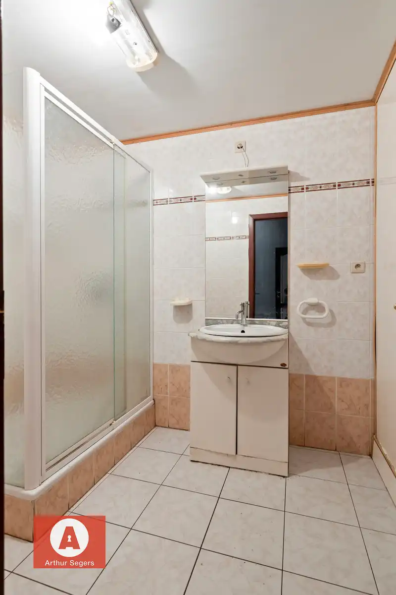 Ruime halfopen bebouwing op 15a 62ca met landelijk zicht foto 13