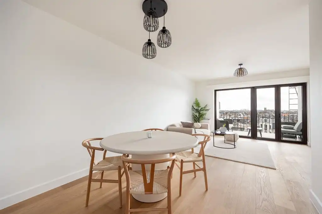 Kwalitatief gerenoveerd appartement met terras foto 16