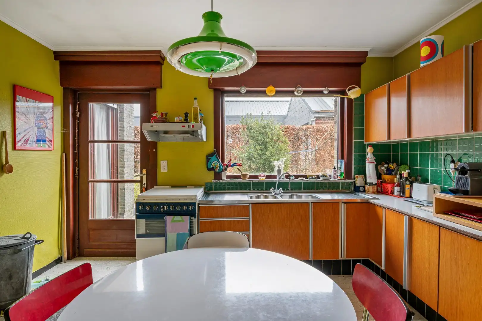 Ruime halfopen woning met 3 slaapkamers en zuidgerichte tuin in Roeselare foto 8