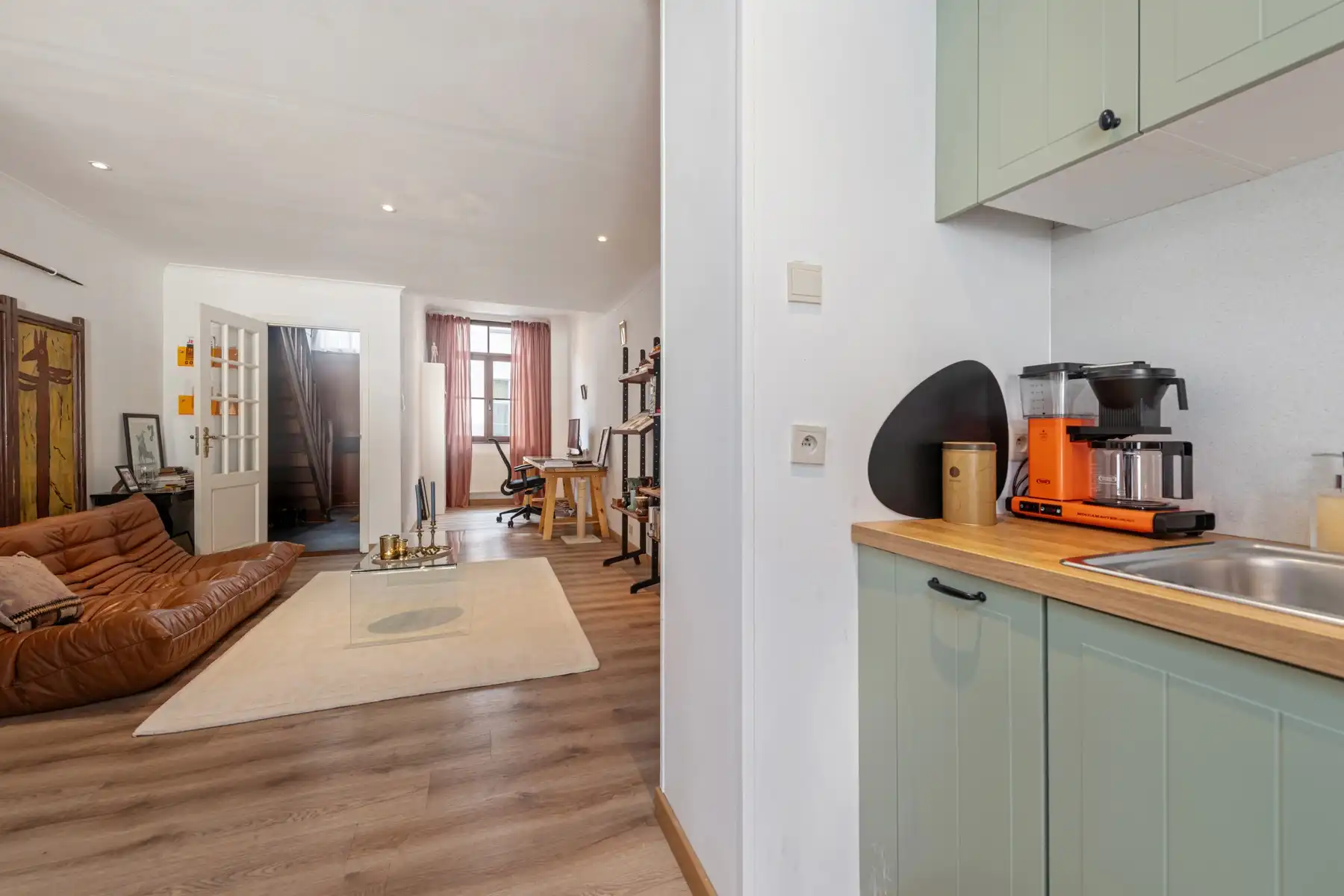 Charmante en instapklare woning gelegen op super locatie!  foto 2