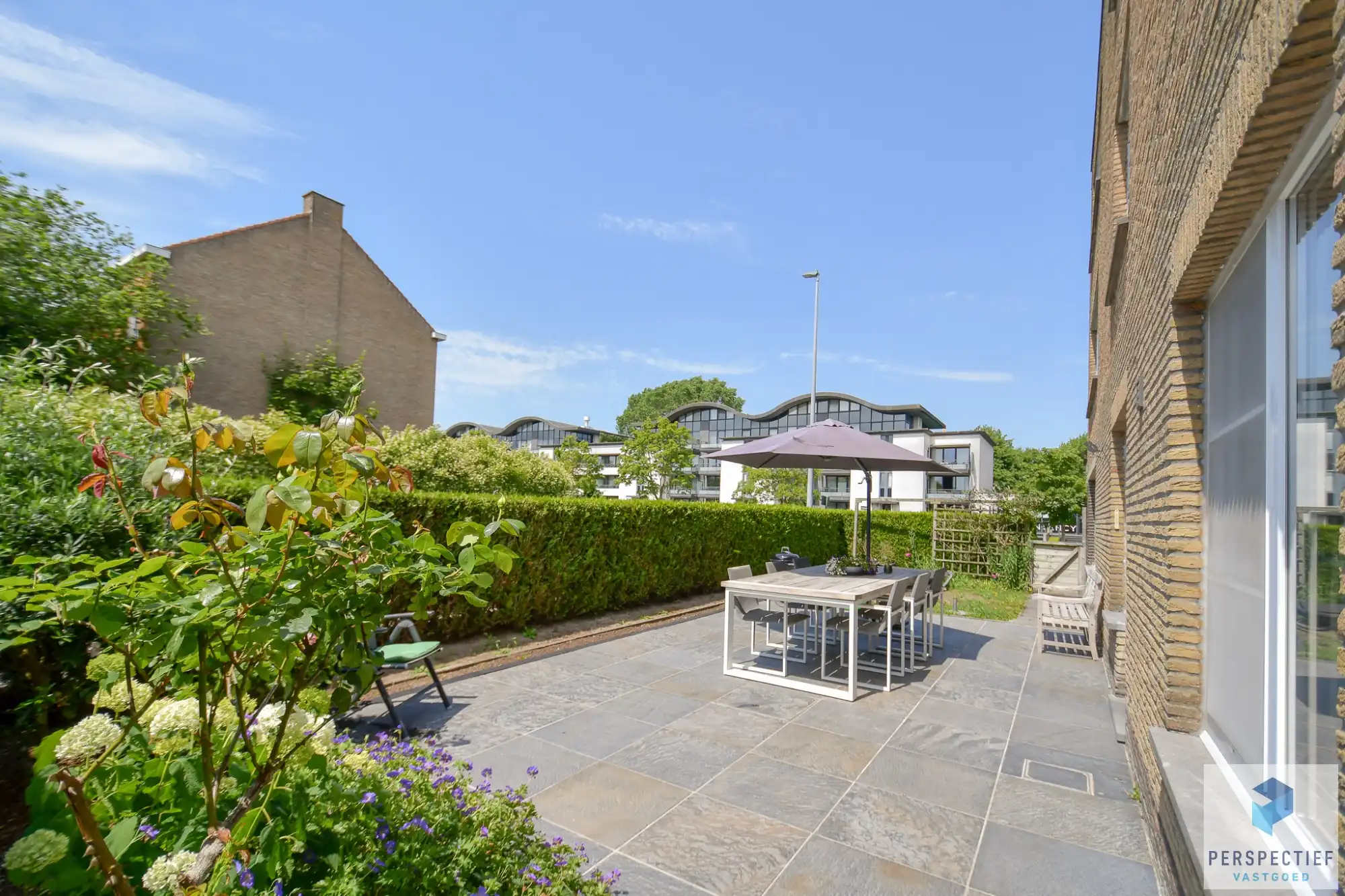 Groot gelijkvloers hoekappartement (136 m²) met 3 slaapkamers, tuin en 2 terrassen foto 2