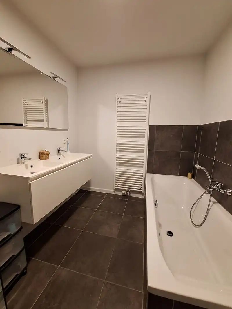 Modern stijlvol appartement VOLLEDIG INSTAPKLAAR foto 14