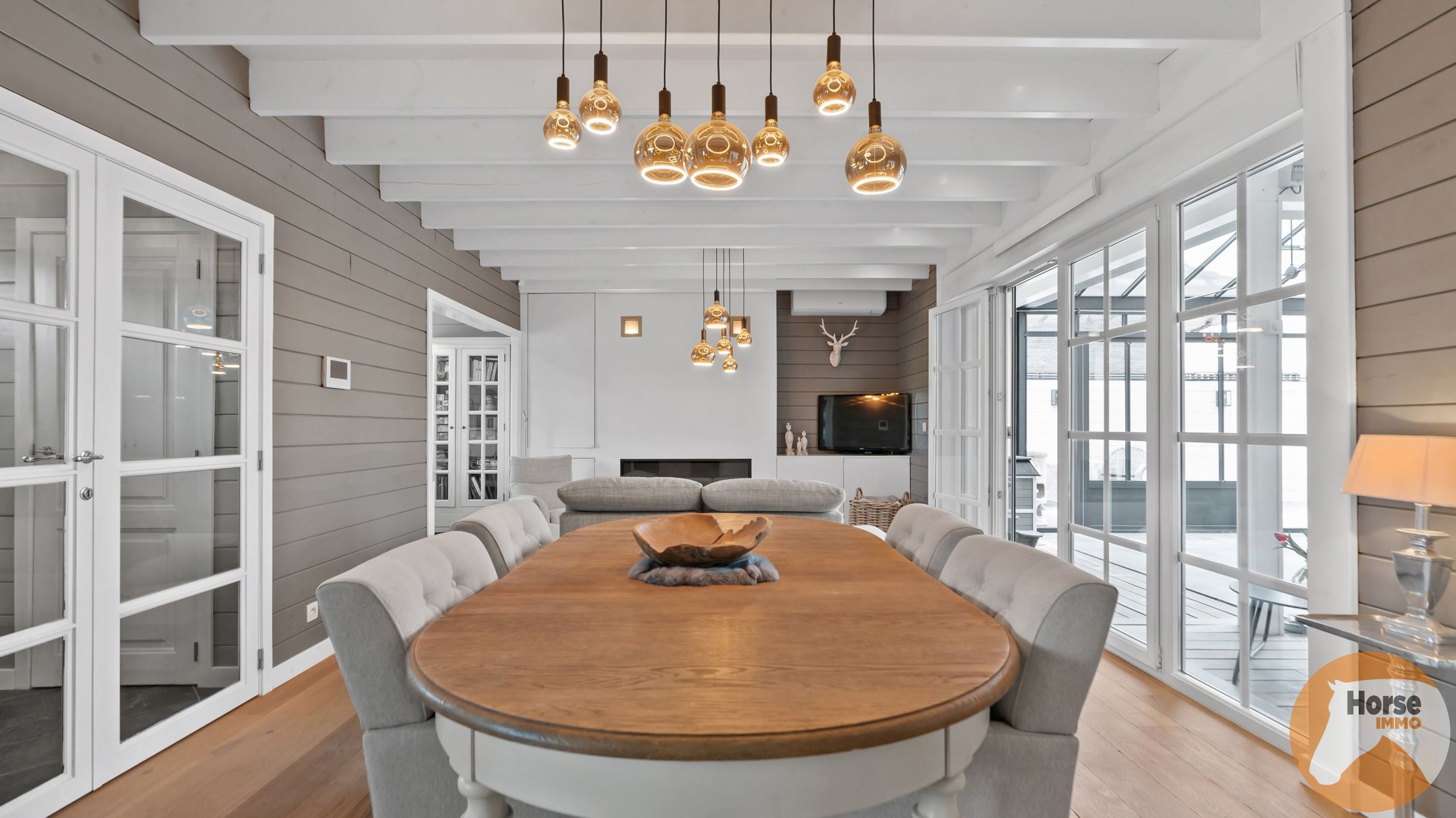 SCHAFFEN - Houtmassiefbouw met opslagruimtes op +/-1ha45a foto 8