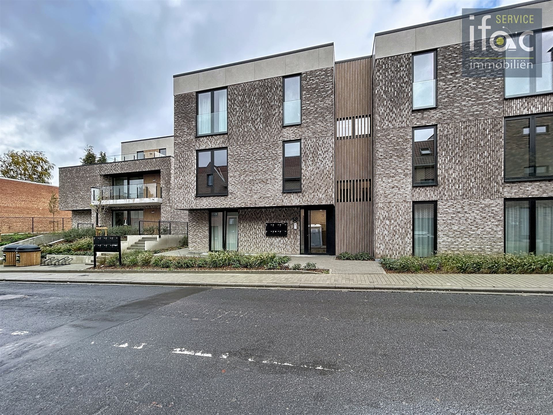 Modern en energiezuinig appartement met terras foto 16