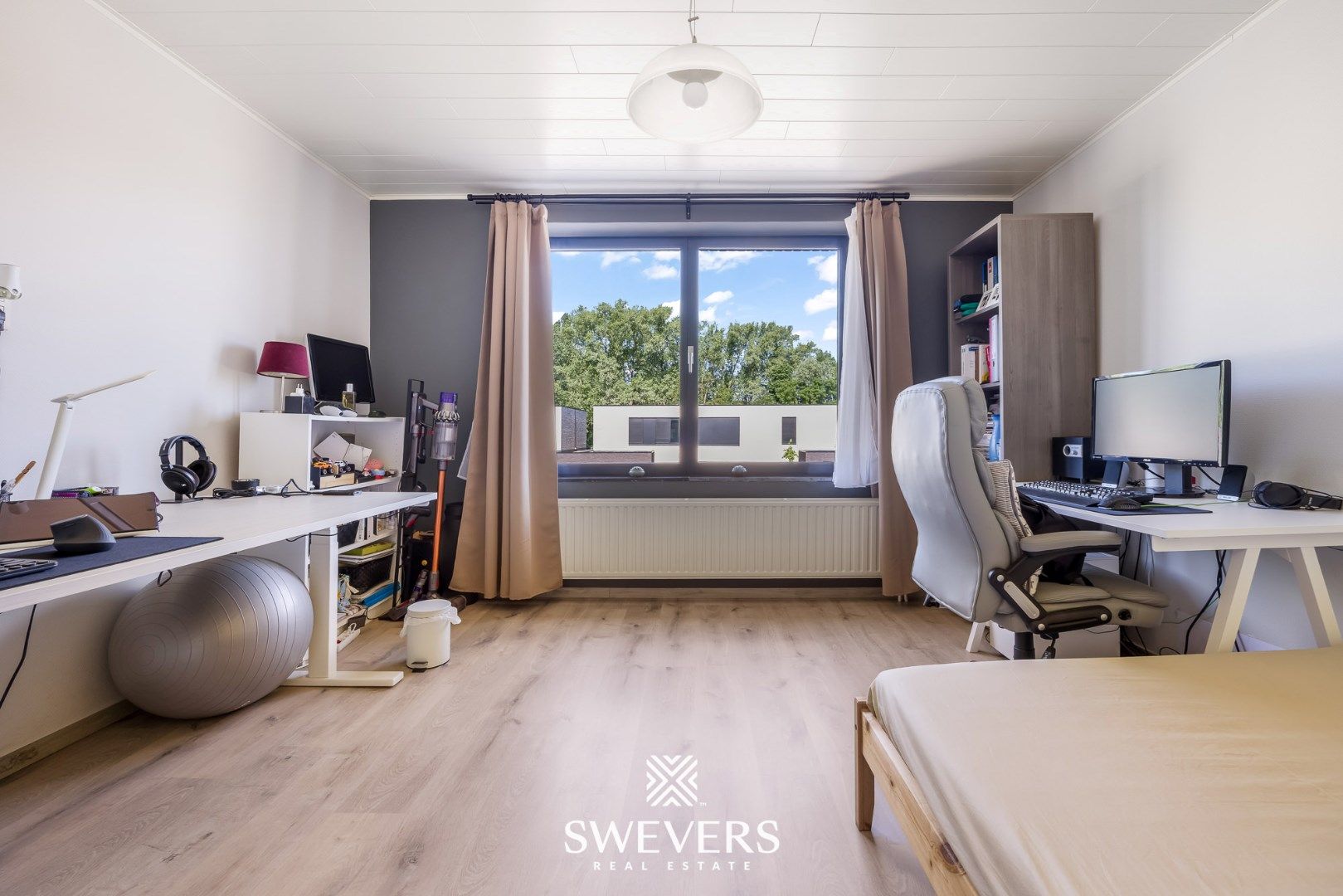 Instapklare halfopen woning met paardenaccommodatie op 73a in Sint-Truiden foto 19