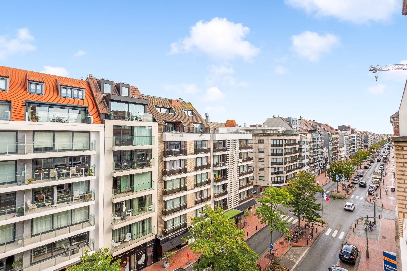 Luxueus vernieuwd appartement in het commercieel centrum op wandelafstand van de Zeedijk.   foto 16