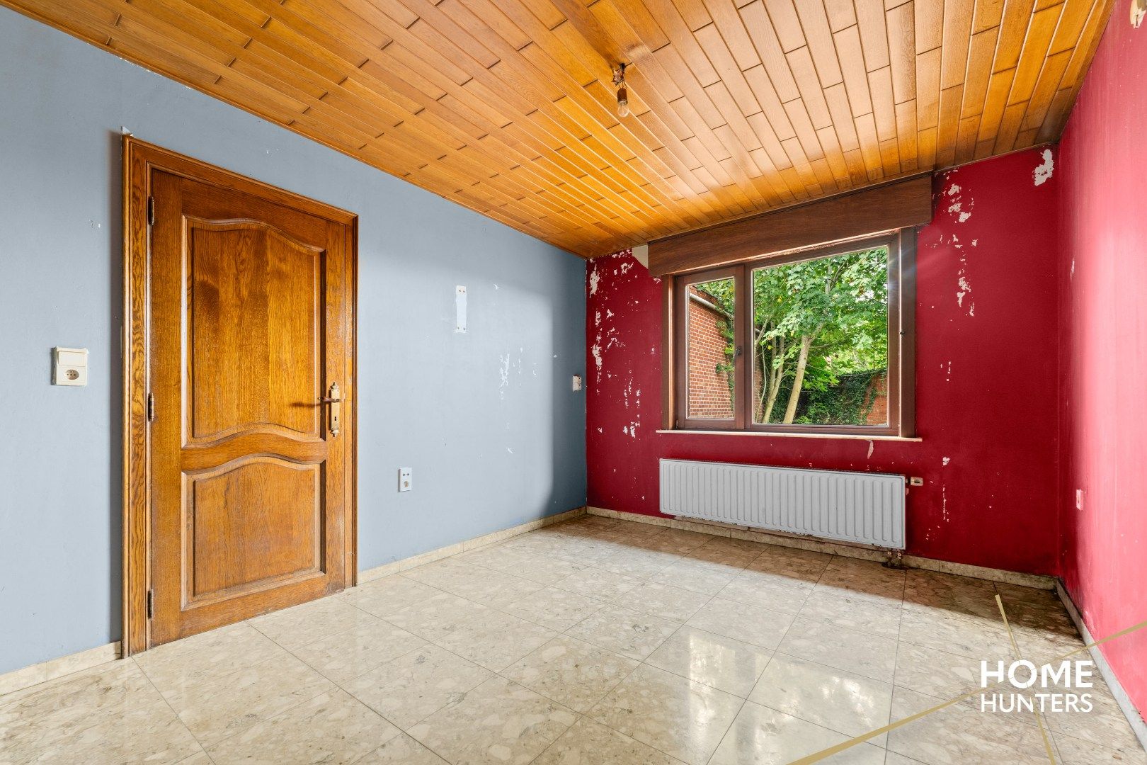 Te renoveren woning met 3 slaakamers en een zonnige tuin foto 16