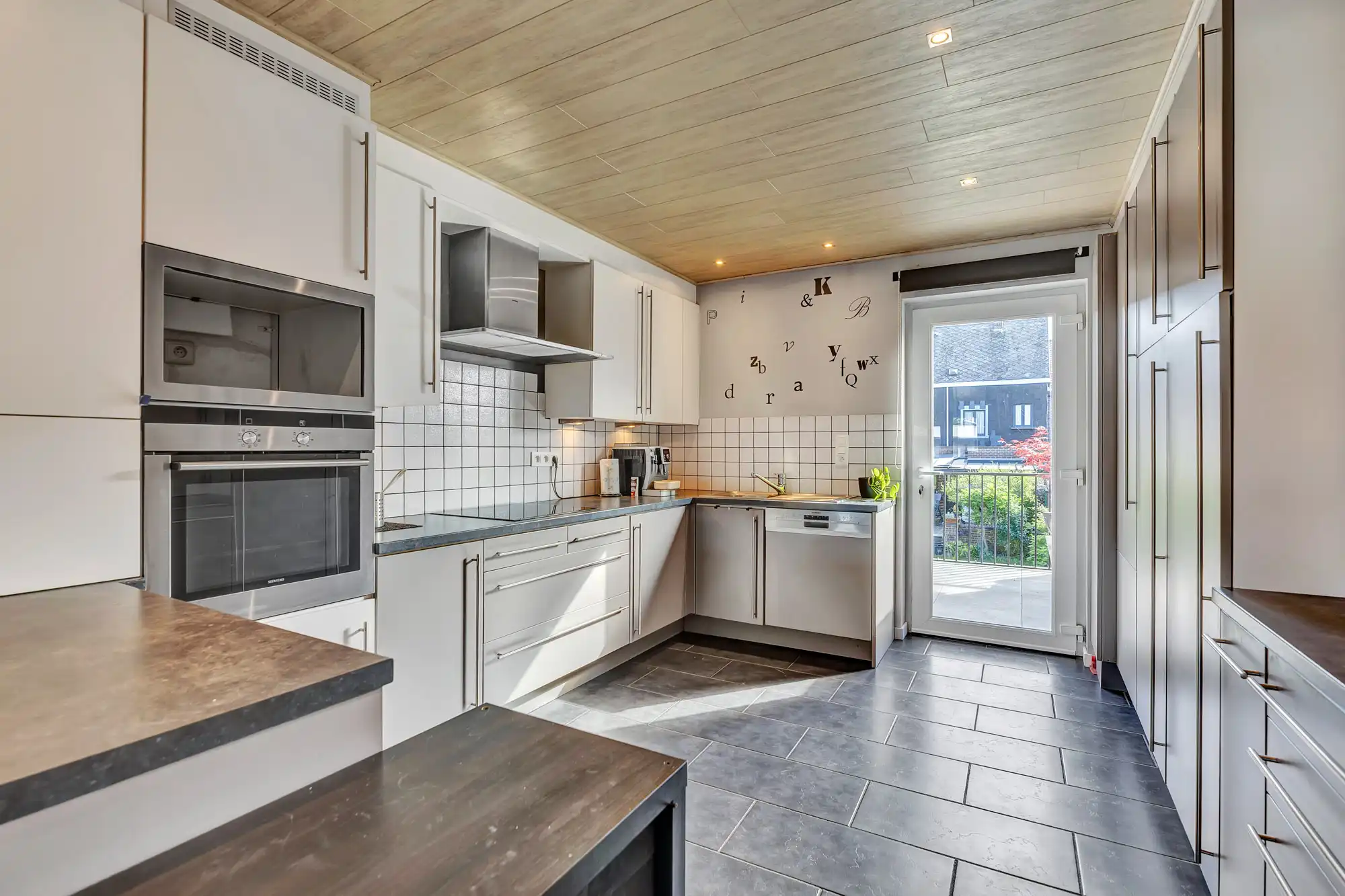 Instapklare woning op rustige locatie foto 8