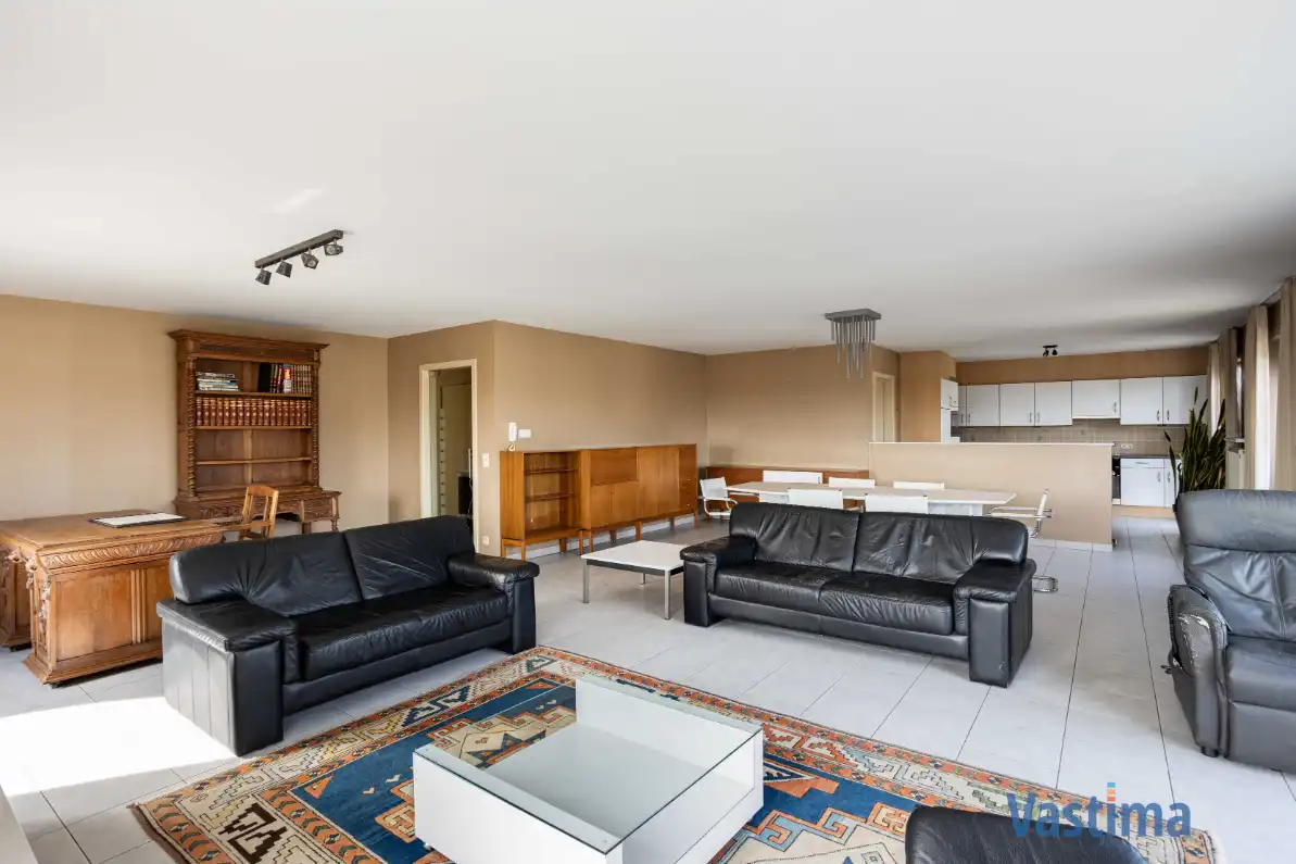 Appartement met 3 slaapkamers en garage in Haaltert foto 2