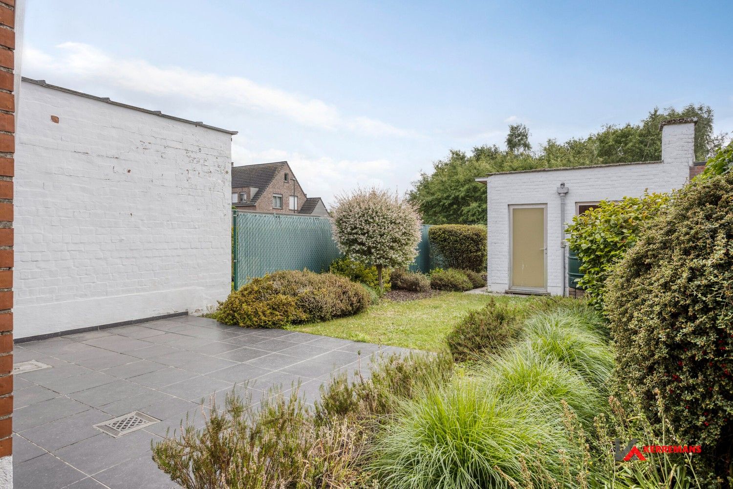 Woning met 3 slaapkamers, tuin en garage. foto 26