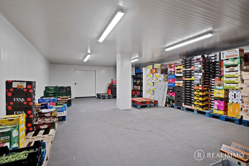 Multifunctioneel handelspand op commerciële ligging! foto 6