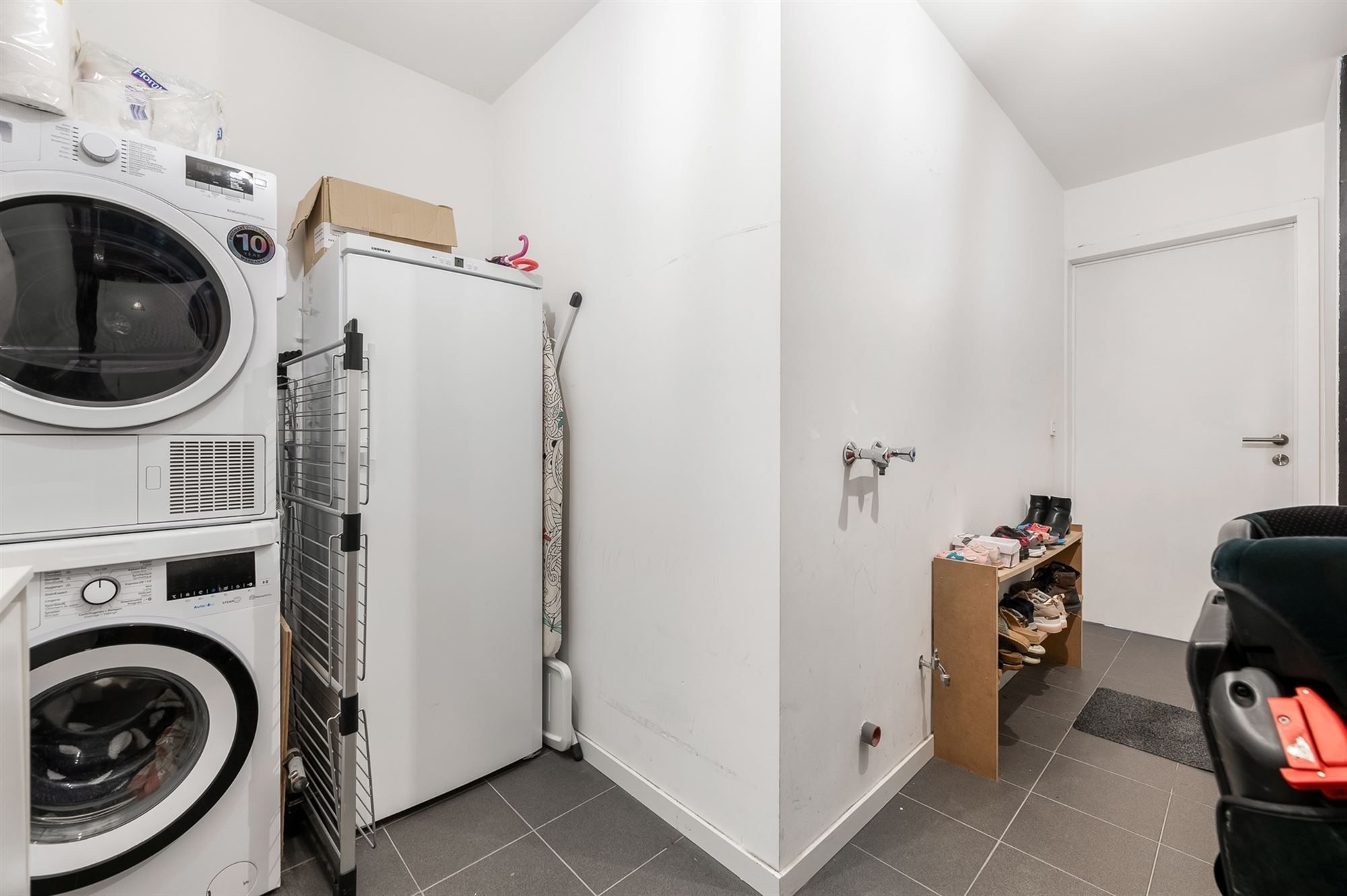 RECENTE, RUIME, ENERGIEZUINIGE WONING MET MOGELIJKHEID TOT APPARTEMENT OP ZOLDERVERDIEPING foto 27