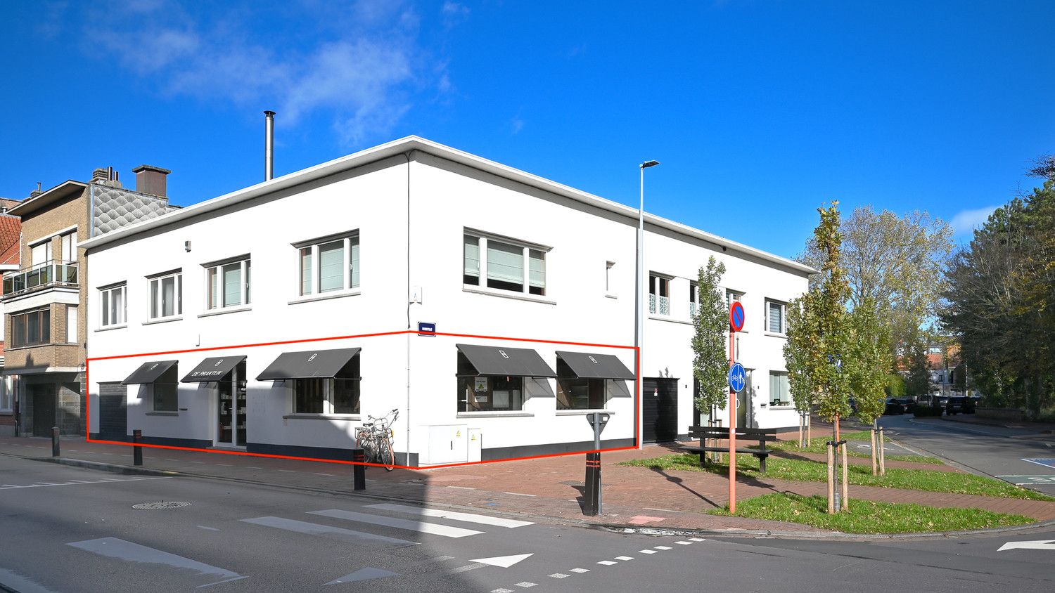 Handelsruimte op toplocatie in Heist - 185 m2 foto 2