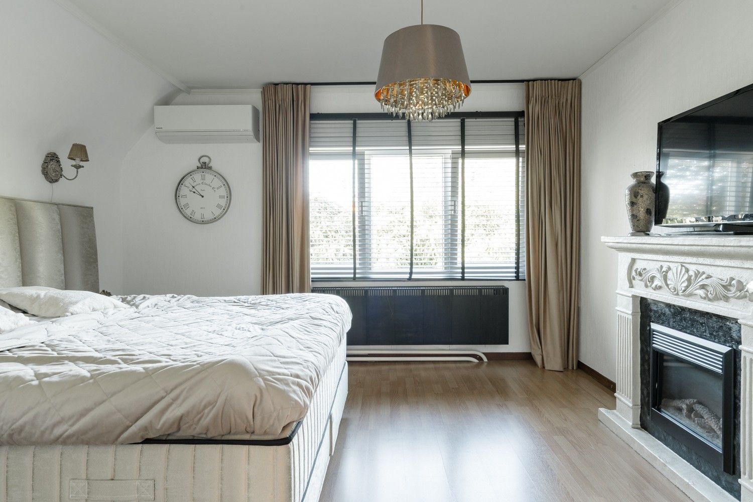 Prachtige gerenoveerde 3 slaapkamer woning nabij de Nederlandse grens! foto 21