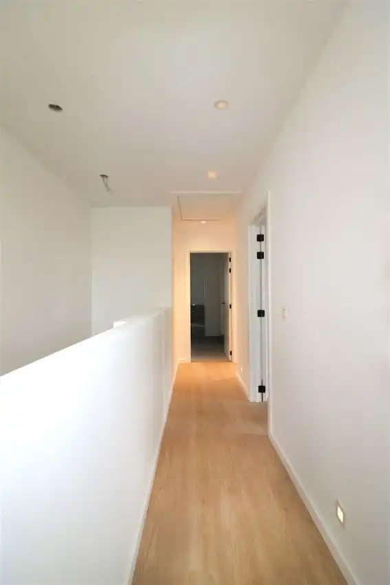 Vernieuwbouw op toplocatie, 3 slpk, tuin en garage foto 8