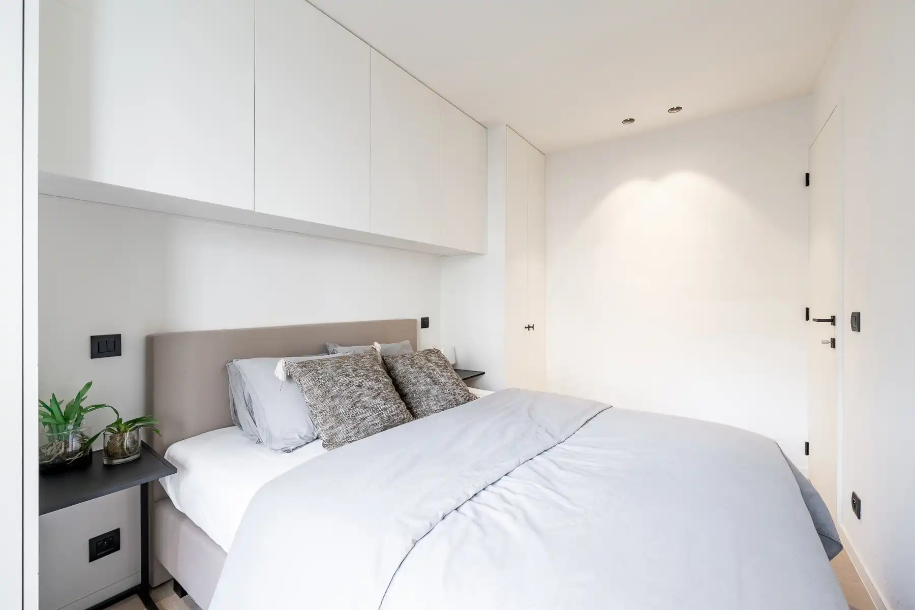 Ongemeubeld 3 slaapkamerappartement op uitstekende locatie foto 17