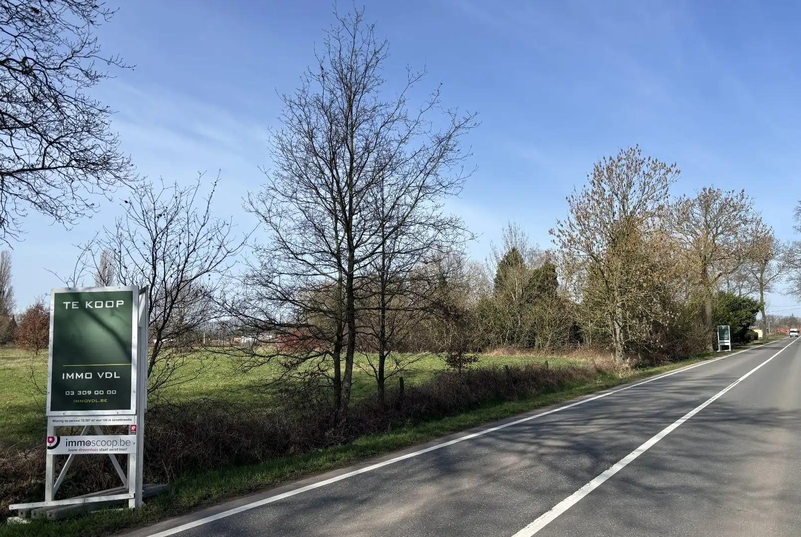 Unieke eigendom op 13.183 m² met te renoveren woning en vergunde stallingen foto 31