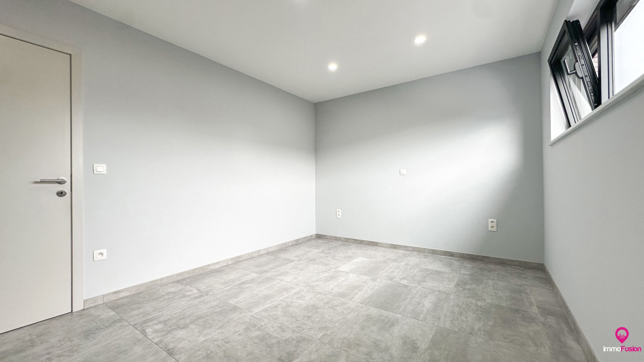 Zeer strakke BEN-woning met hoogwaardige afwerking en 2% RR! foto 27