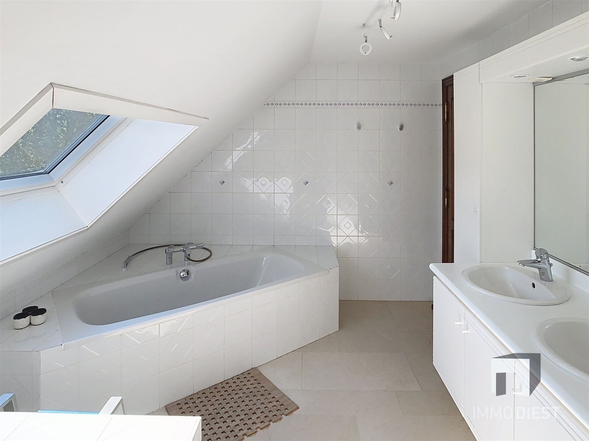 landelijke woning op 10,71are dicht bij centrum Tessenderlo foto 27