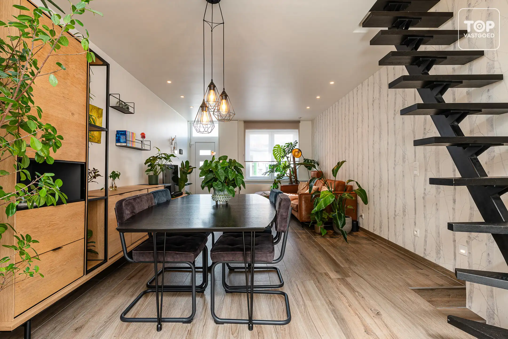 Ideale starterswoning met 2 slaapkamers en dressing. foto 5