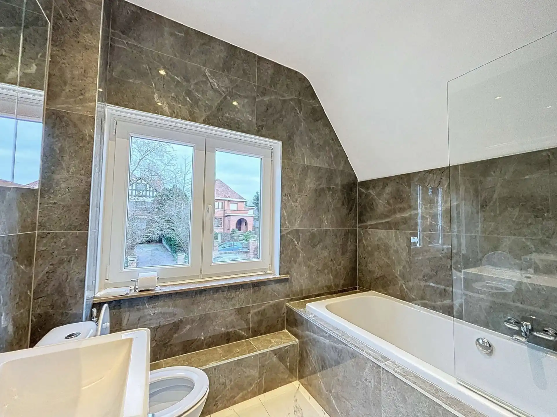 3 slaapkamer huis - Bedrijfs lease mogelijk foto 11